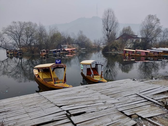 Jammu And Kashmir Weather : Braces for a Week of Rain and Snowfall from January 29 5 Weather