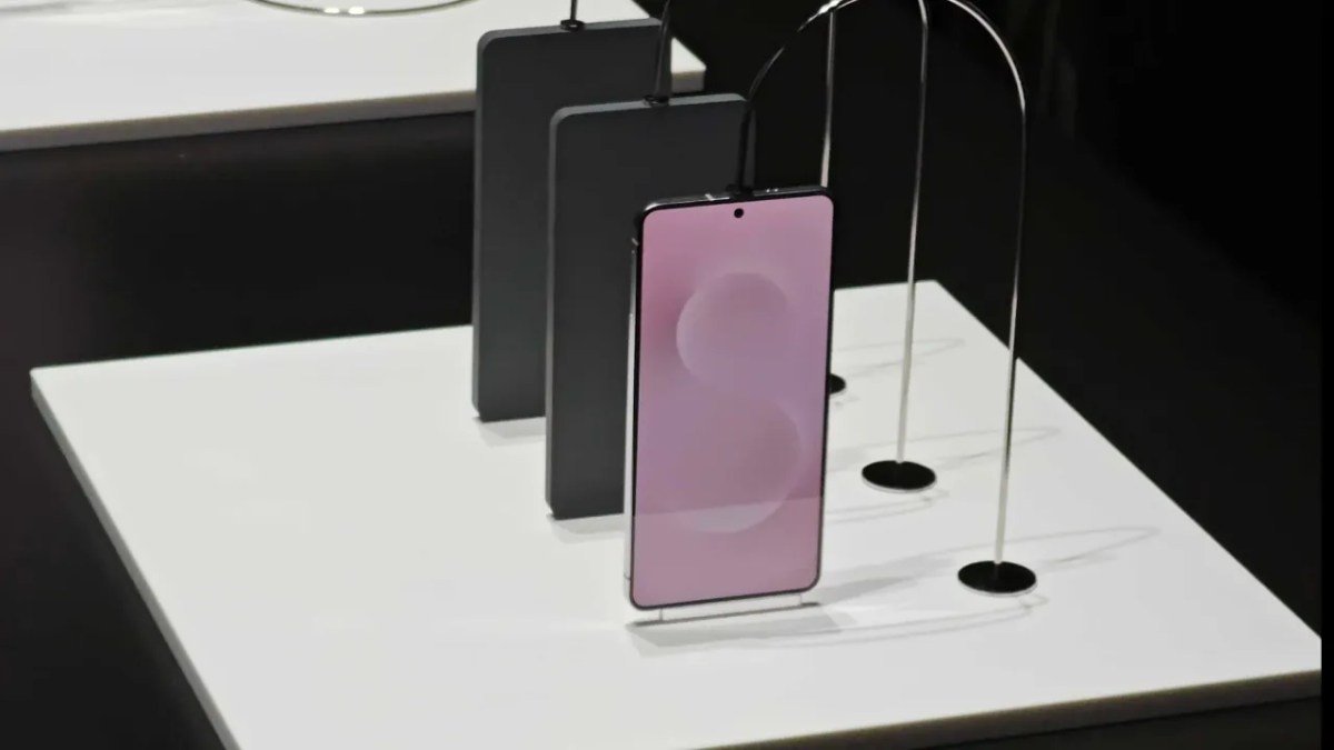 Samsung Teases Galaxy S25 Edge Launch for April 5 Samsung Teases Galaxy S25 Edge