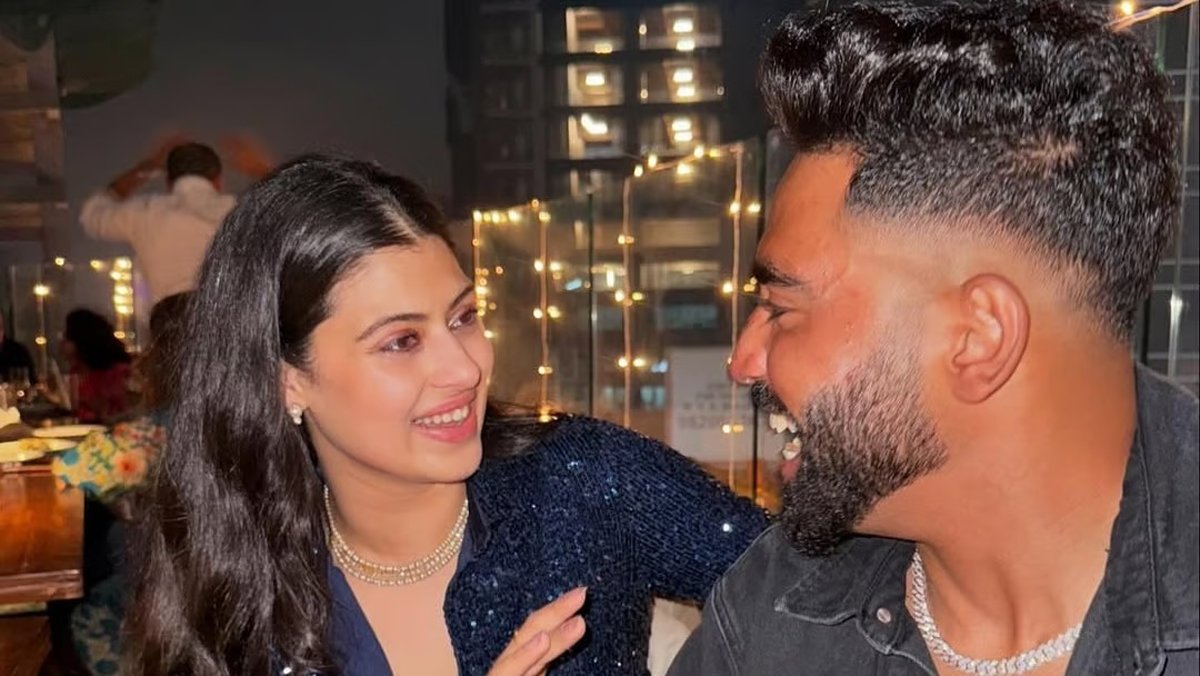 Janai Bhosle Mohammed Siraj Friendship
