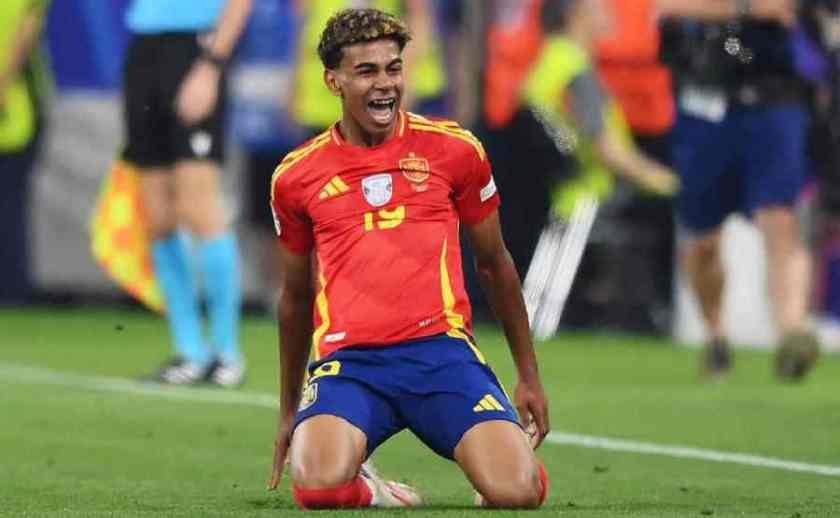 The Historic Email That Secured a Future Ballon d’Or Candidate for Barcelona Over Espanyol 5 CF La Torreta