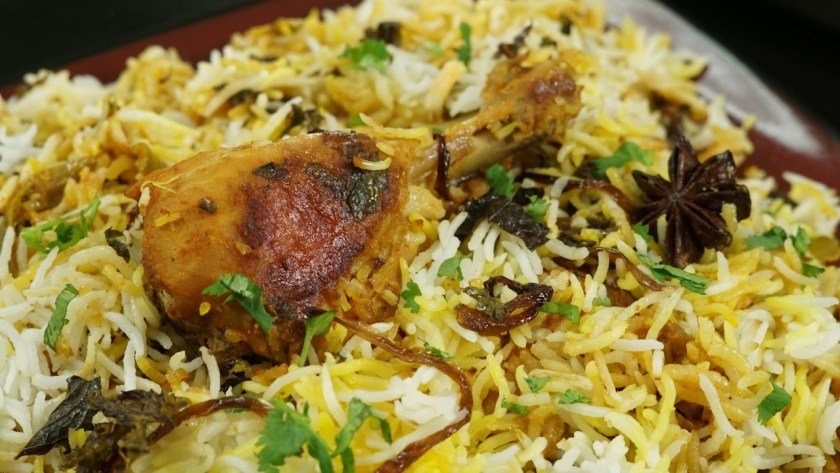 Chicken Dum Biryani Recipe: Make Restaurant-Style Biryani at Home with This Easy Recipe! 6 Chicken Dum Biryani