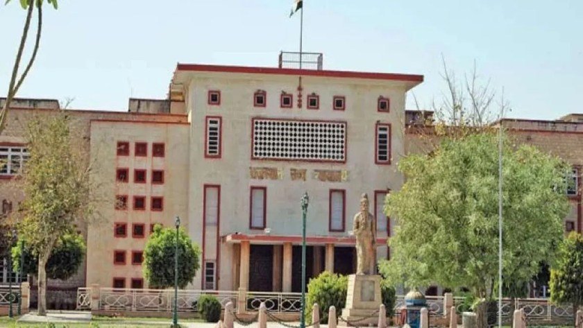 Married Little Girl Entitled to Civil servant’s Conveniences 5 Rajasthan High Court