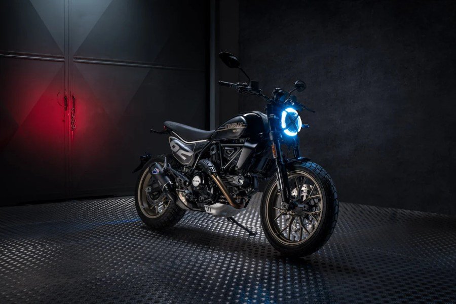 2025 Ducati Scrambler Full Throttle Launched in India at ₹12.60 Lakh: A Fusion of Style, Power, and Precision 5 Ducati Scrambler 2025