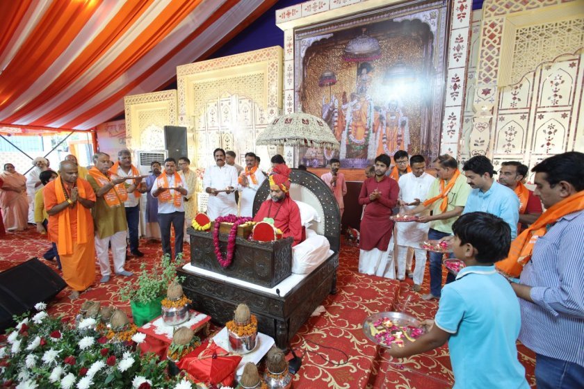 Thousands Gather for Shrimad Bhagwat Katha in Jaipur: Divine Narratives, Cultural Splendor and Spiritual Awakening 5 Shrimad Bhagwat Katha