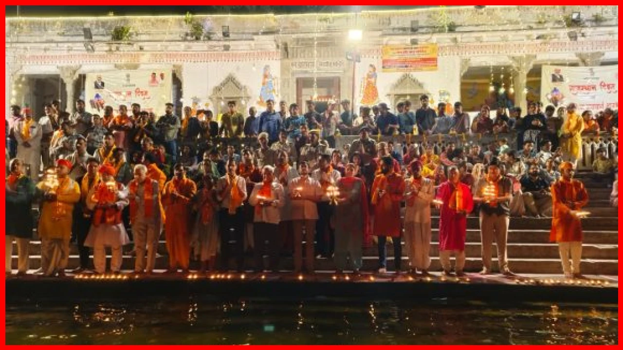 Grand Aarti Celebrates Rajasthan Day at Lake Pichola