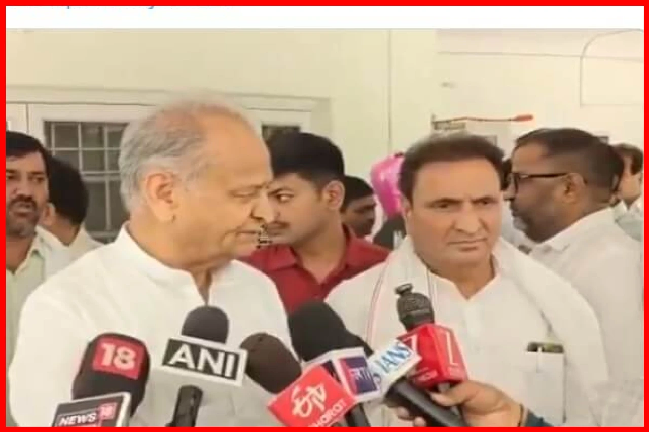 Ashok Gehlot Raises Concerns Over Refinery Fire, Calls for Thorough Investigation
