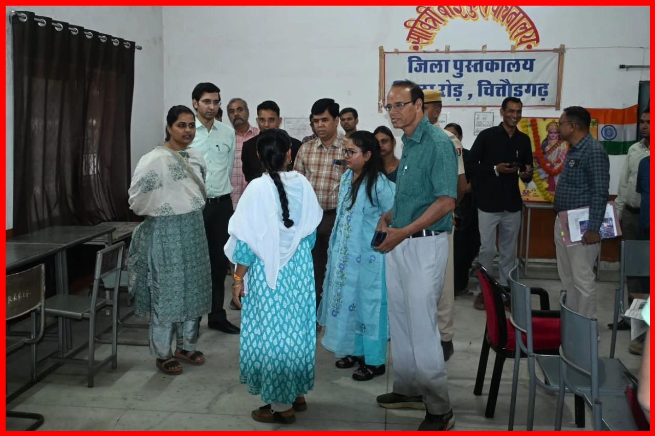 District Collector Reviews Library and Information Center Facilities