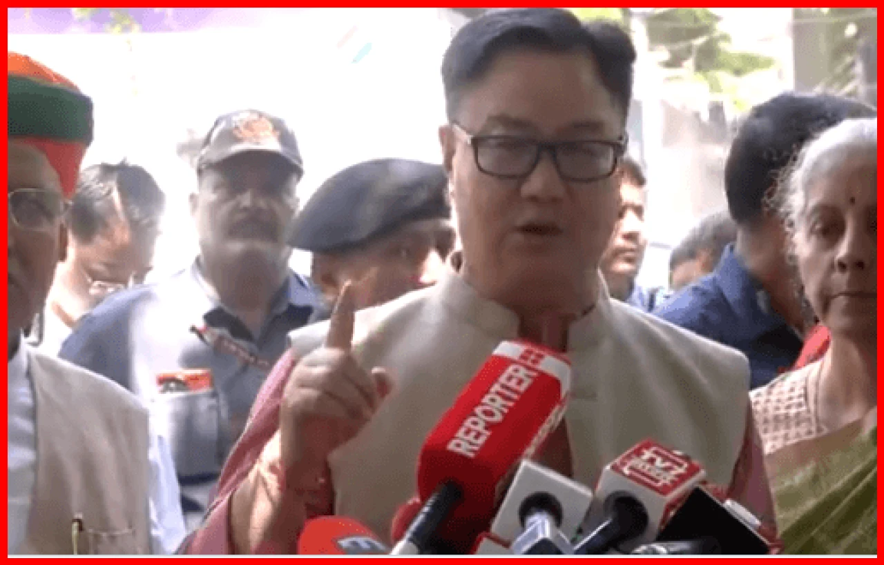 Political Controversy Erupts Over Kharges Remarks on Modi