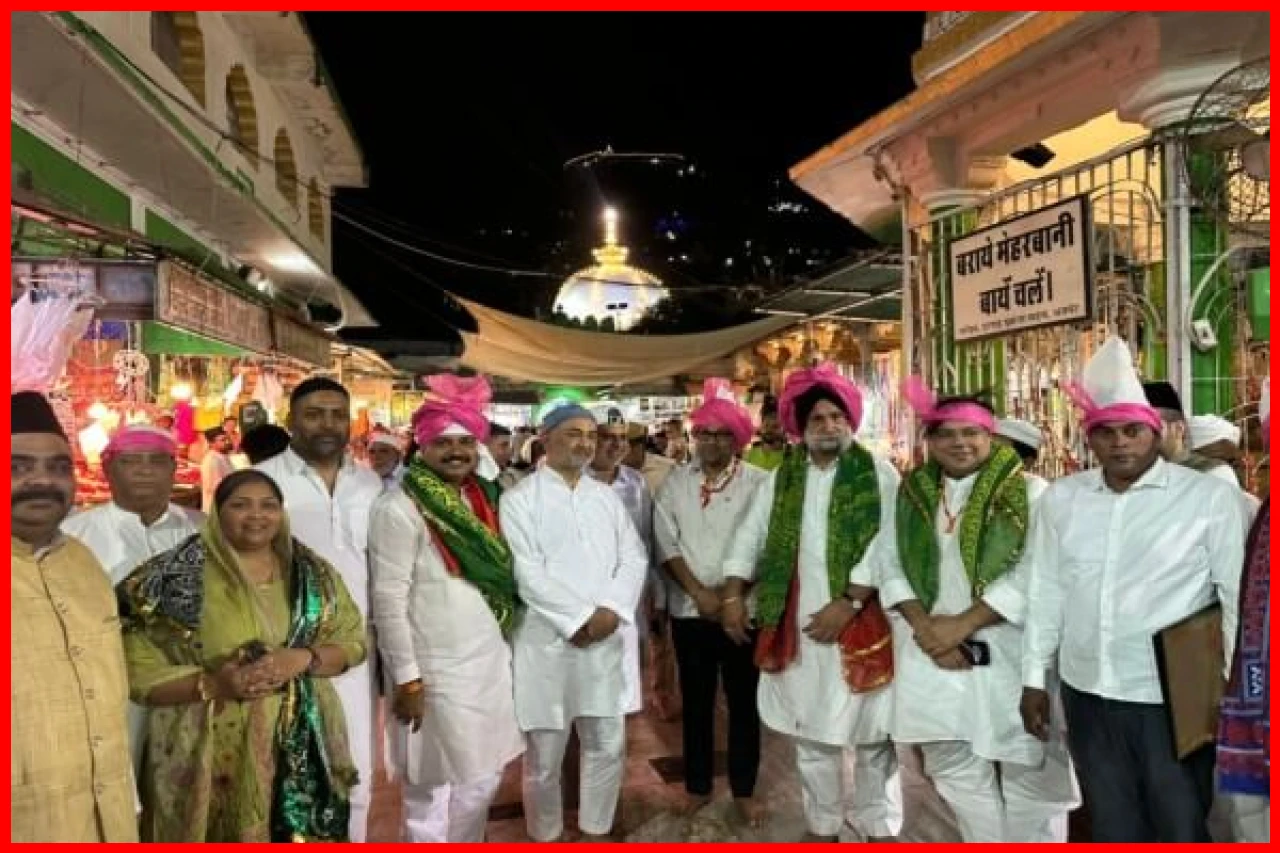 Congress Leaders Visit Ajmer Sharif Dargah, Seek Blessings for Peace and Prosperity
