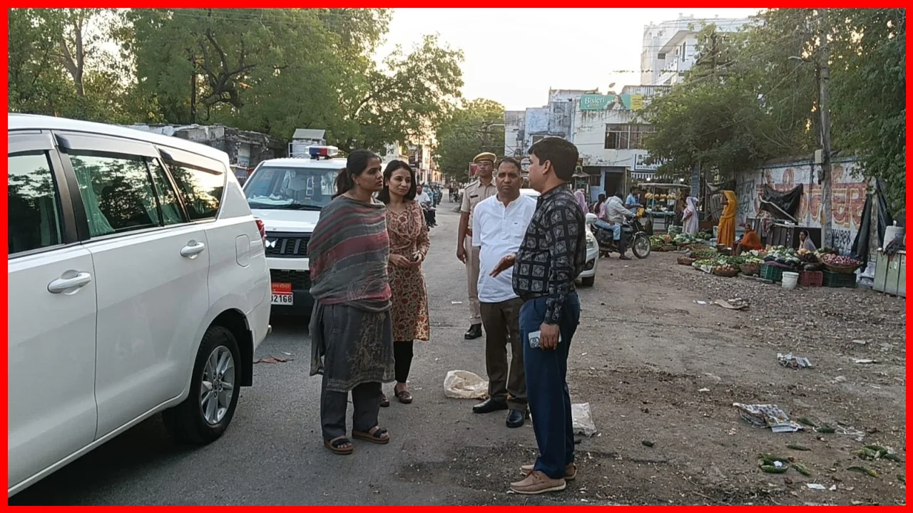 District Collector Inspects City Cleanliness in Chittorgarh
