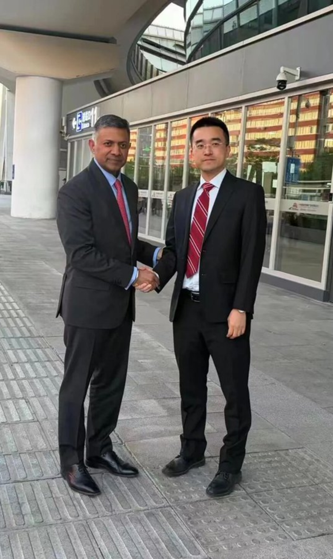 New Indian Ambassador Vikram Doraiswamy Arrives in Beijing Amidst Efforts to Normalize India-China Relations