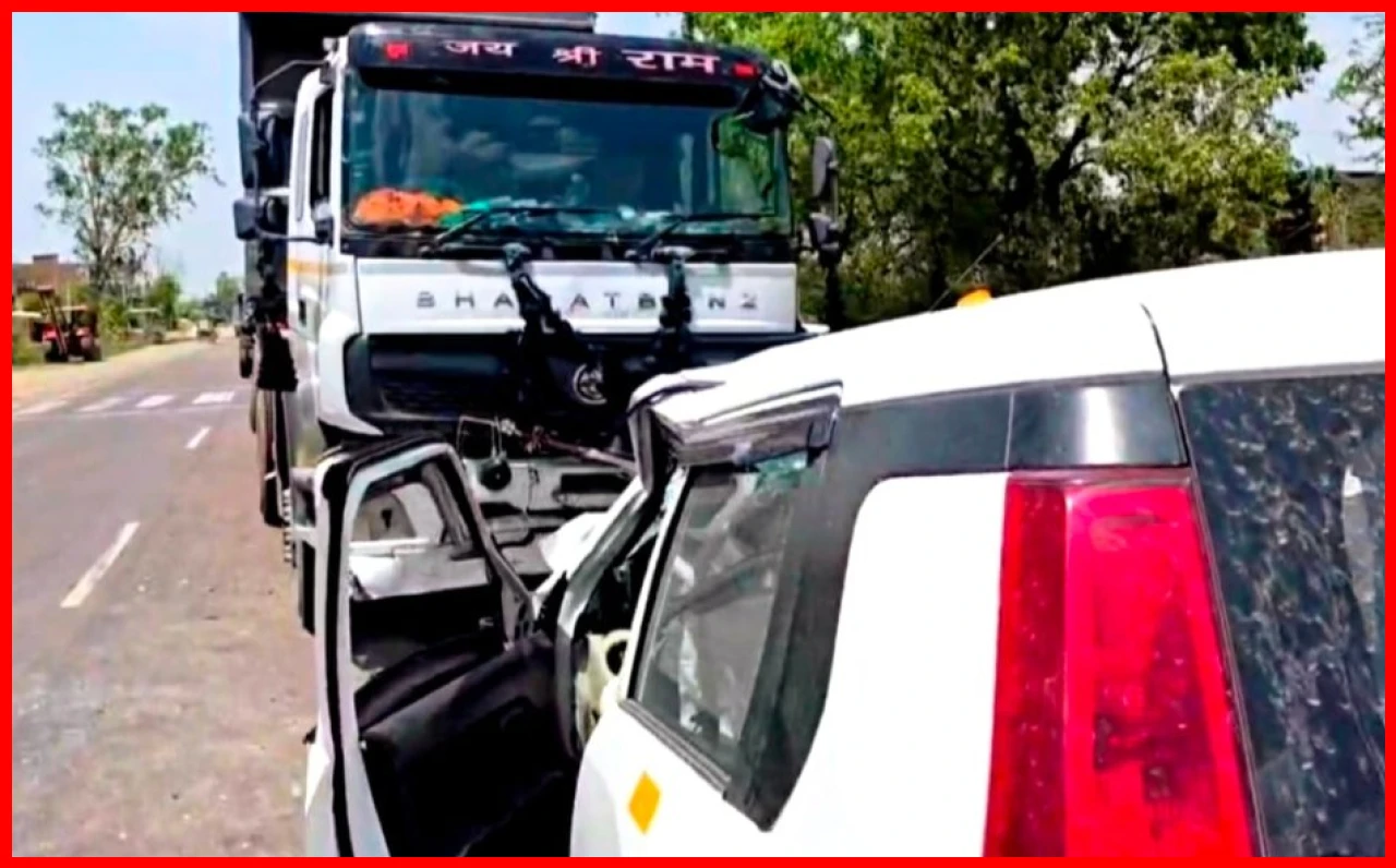 Tragic Collision on Kanpur-Sagar Highway Claims Four Lives