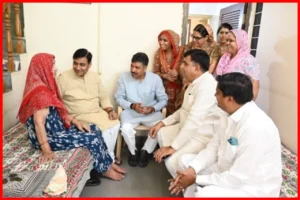 Tika Ram Julie Meets with Govind Singh Dotasras Family in Sikar