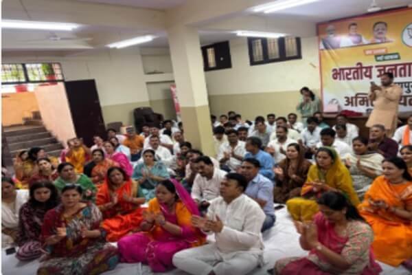 BJP Hosts Monthly Sundarkand Recitation with Devotion in Jaipur