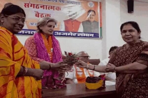 BJPs Jyoti Mirdha Accuses Hanuman Beniwal of Exploiting Political Discontent