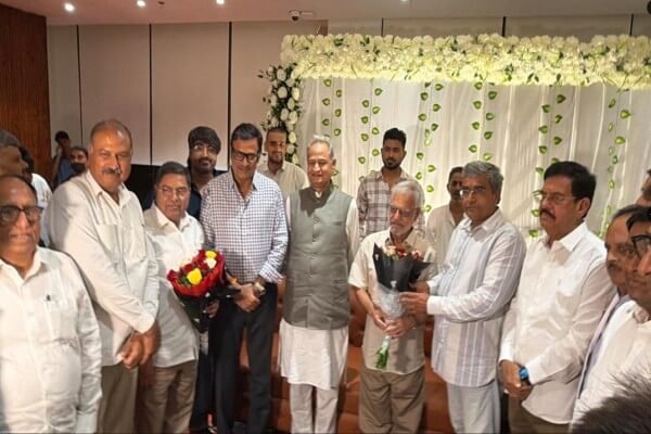 Celebrating Dr. C.P. Joshis Birthday: A Gathering of Political Leaders