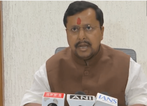 Nitin Naveen Criticizes Rahul Gandhis Conduct During March to Prime Ministers Residence