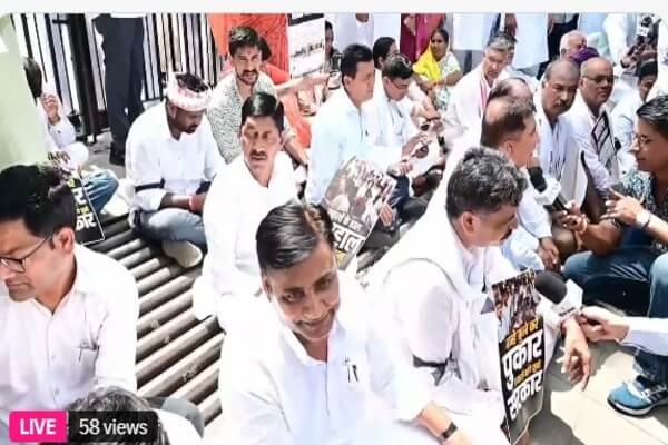 Tensions Rise as Congress Legislators Protest Outside Rajasthan Assembly