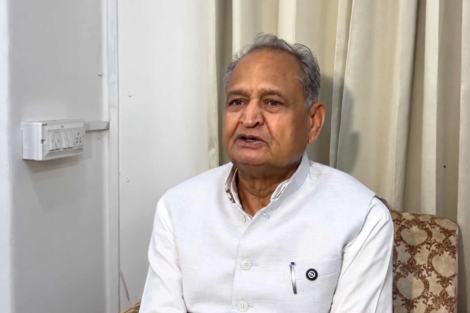 Gehlot Accuses Bhajanlal Sharmas Government of Misusing Police in Local Body Elections