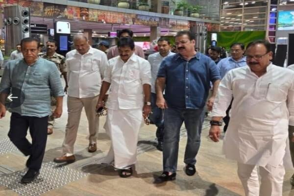 KC Venugopal Visits Jaipur to Discuss Urban Body Elections KC Venugopal Visits Jaipur to Discuss Urban Body Elections