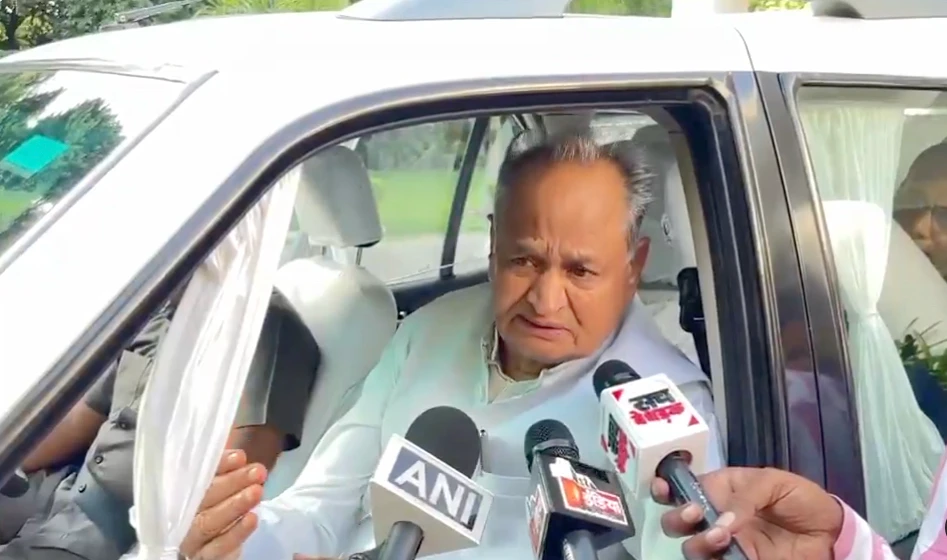 Ashok Gehlot Criticizes BJP Ahead of Panchayat Elections, Calls for Drought Contingency Plan