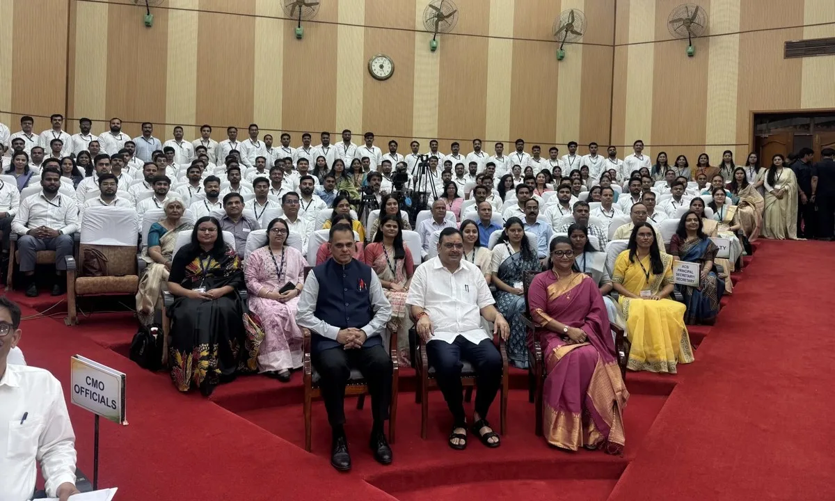 Chief Minister Bhajanlal Sharma Urges Trainee Officers to Embrace Public Service with Integrity