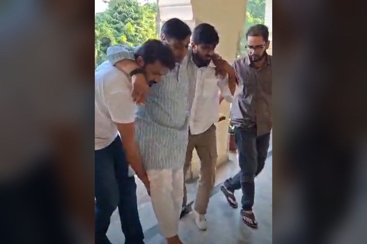Congress Leader Govind Singh Dotasra Injured During Protest in Jaipur