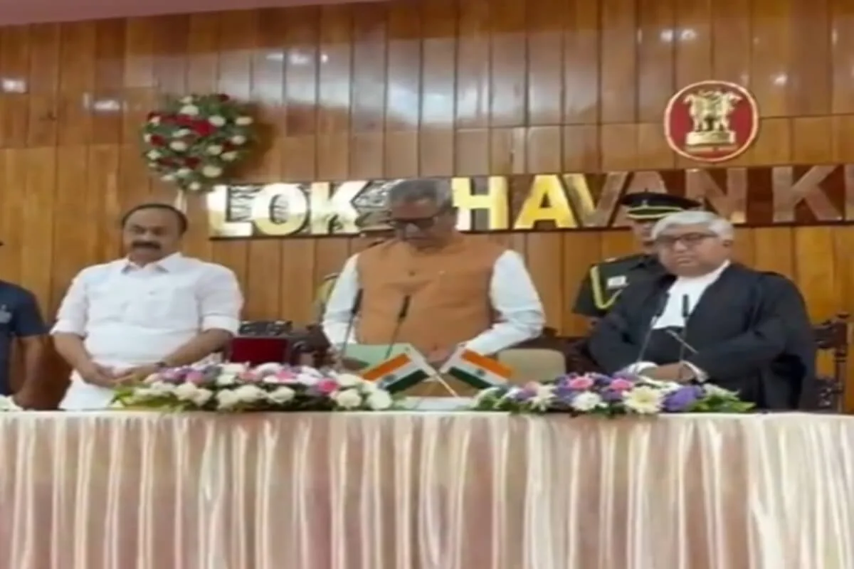 Controversy Erupts Over Kerala Governors Vegetarian Directive