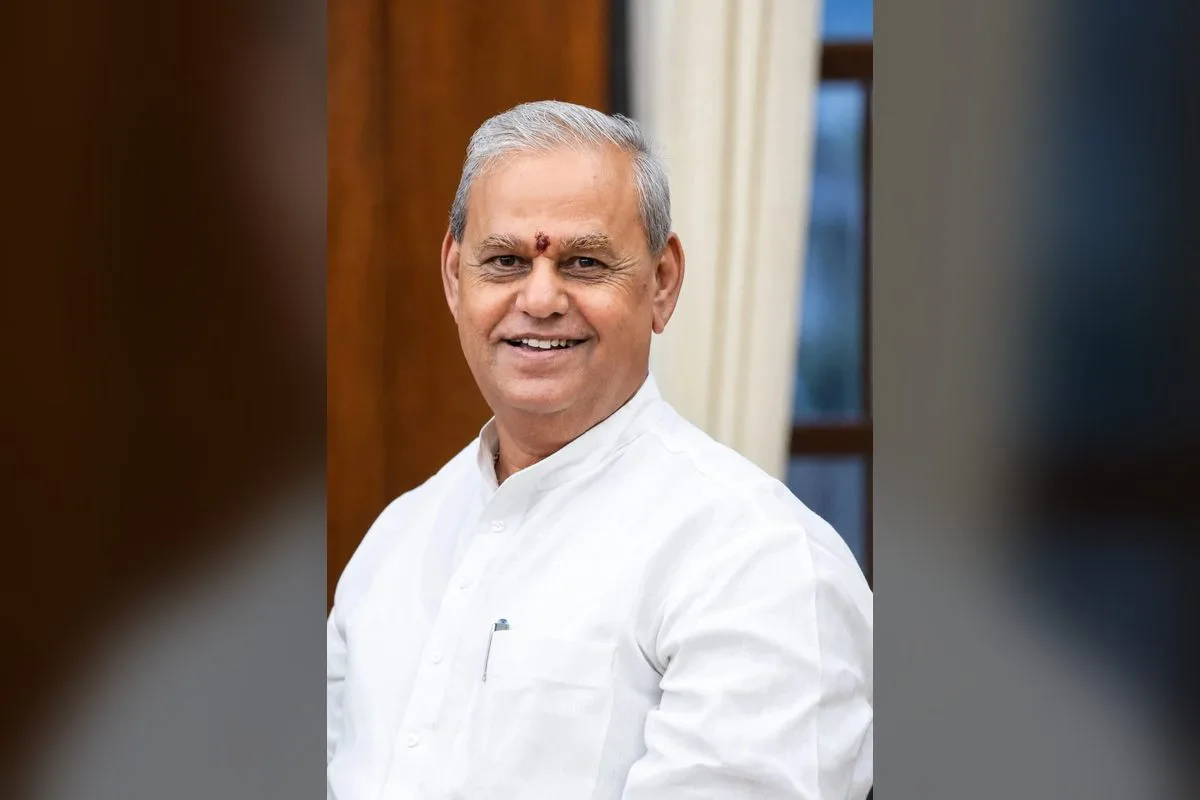 Former MP Ramcharan Bohra Demands Apology from Congress Leaders for Insulting Remarks
