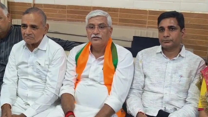 Gajendra Singh Shekhawat Critiques Congress During Visit to Bhilwara