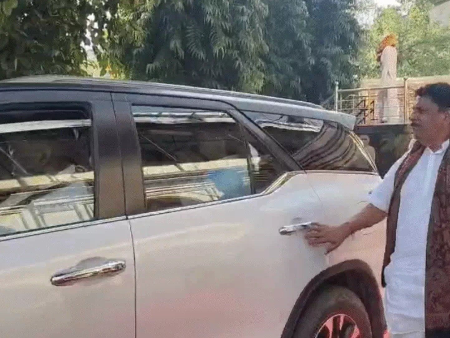 Political Tensions Rise in Alwar After Gandhi Jayanti Event