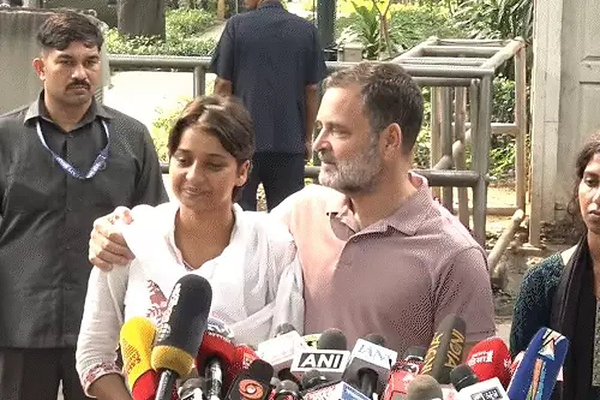 Ritu Barala Alleges Assault During NSUI Protest in Delhi; Rahul Gandhi Calls Her a Lioness